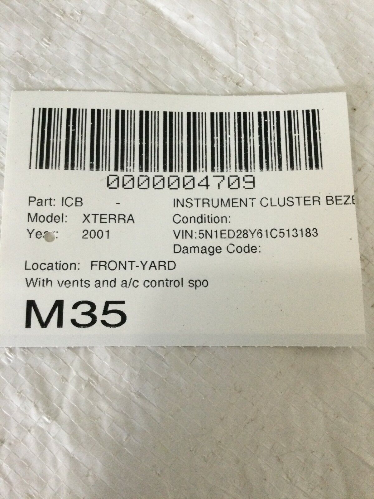 2001 Nissan Xterra Dash Cluster Surround Trim Bezel W/ Air Vent OEM