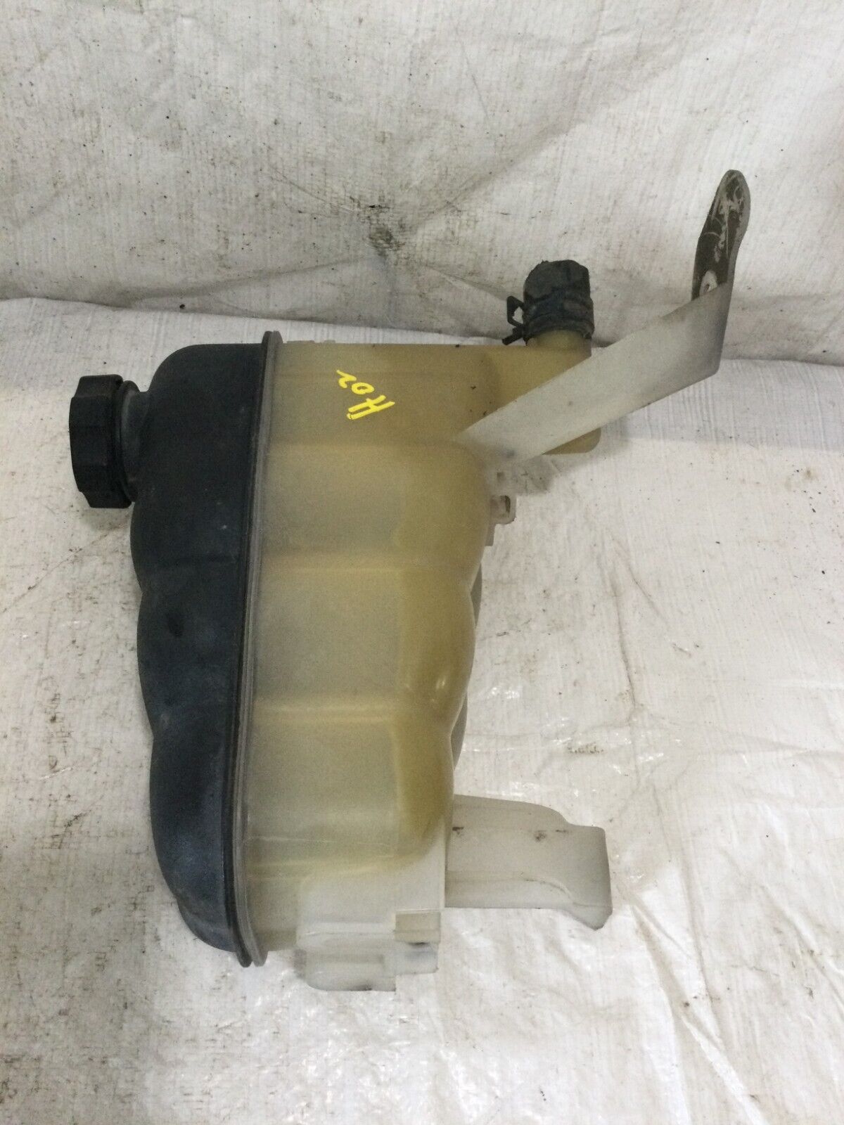2007 Cadillac Escalade Engine Coolant Recovery Reservoir Bottle W/ Cap OEM