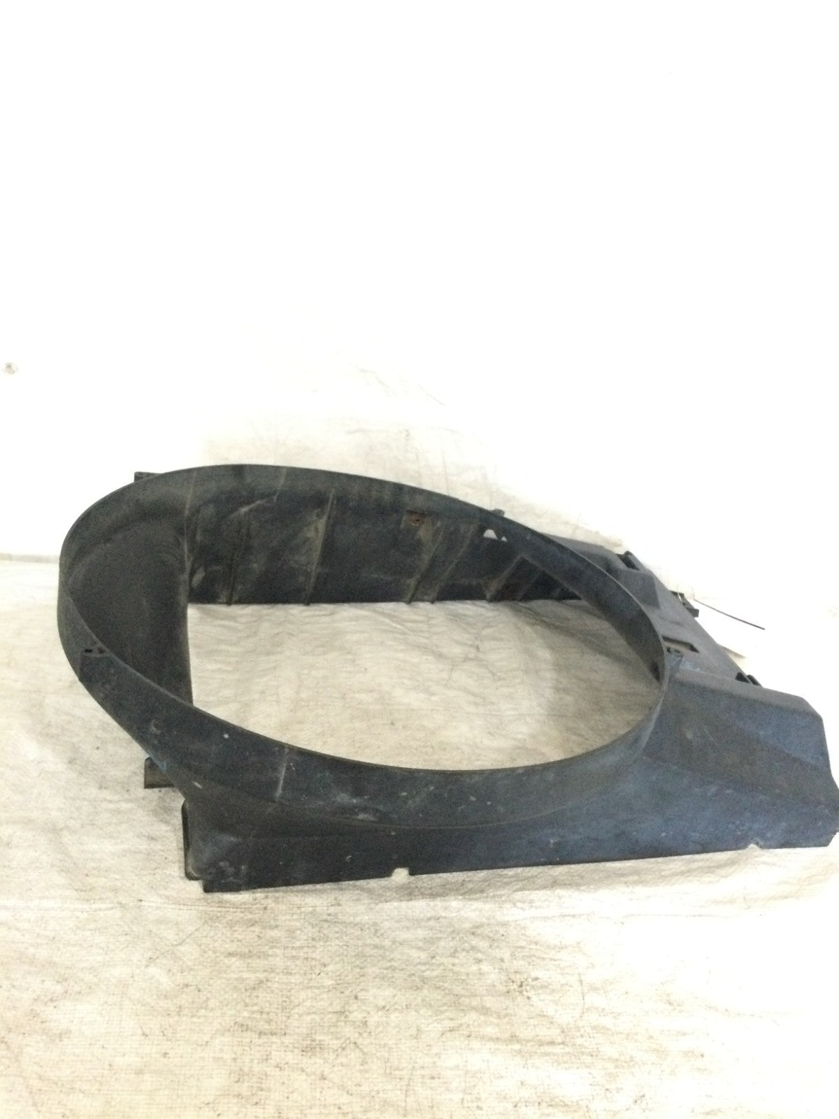 2007-2009 Dodge Ram 1500 Fan Shroud OEM 52028851AF