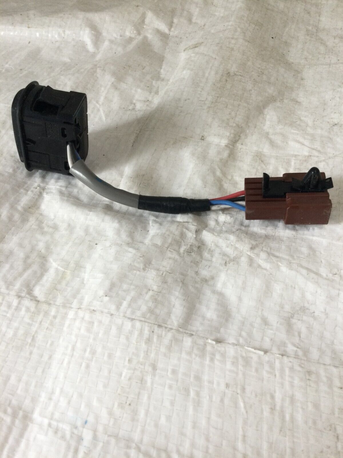 2020 Nissan Rogue Seat Lumbar Control Switch OEM