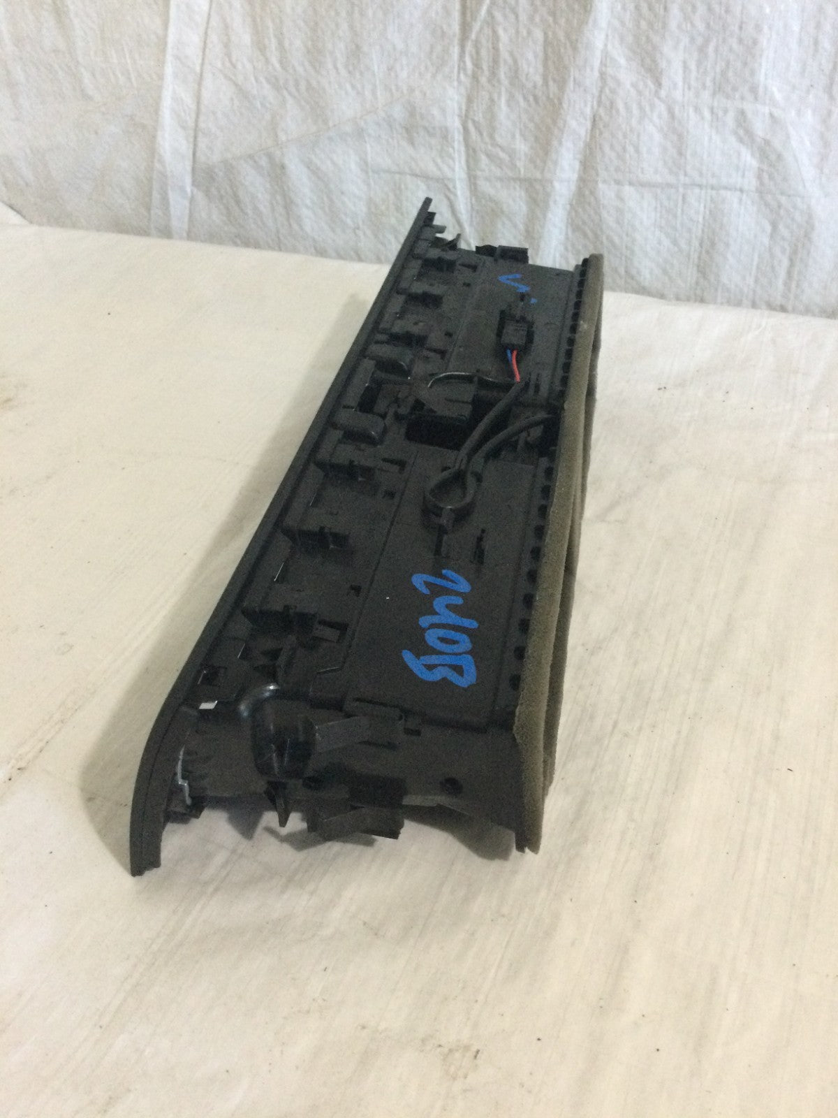 2013 Audi A4 2.0L Center Dash A/C Air Vent OEM 06485-005