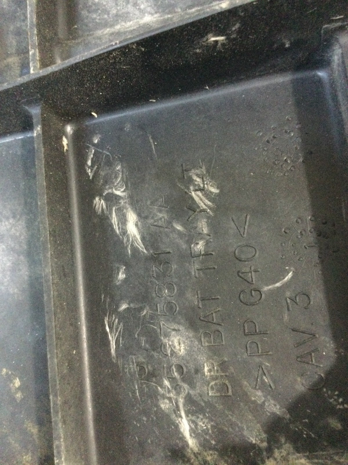 2002-2005 2003 Dodge Ram 1500 2500 3500 Battery Tray Holder OEM 55275831AA