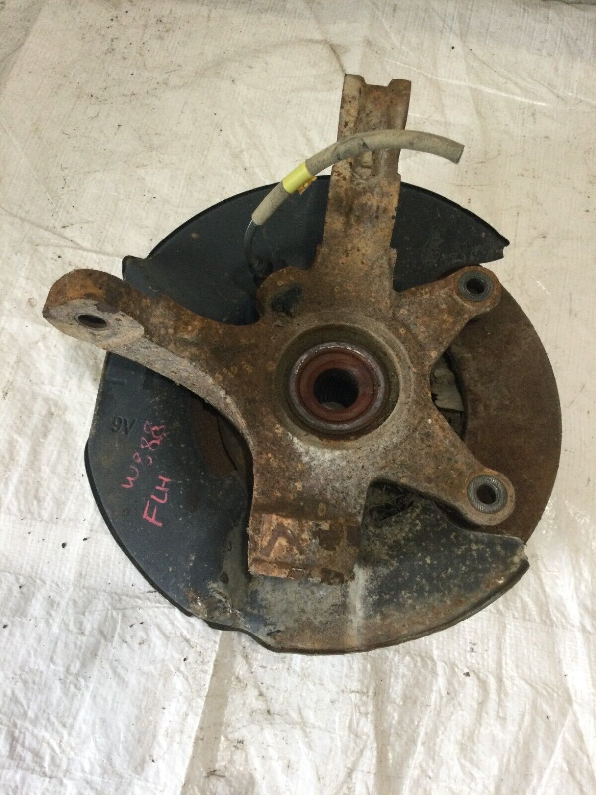 2007 Honda Odyssey Rear Left Spindle Knuckle Bearing Hub OEM