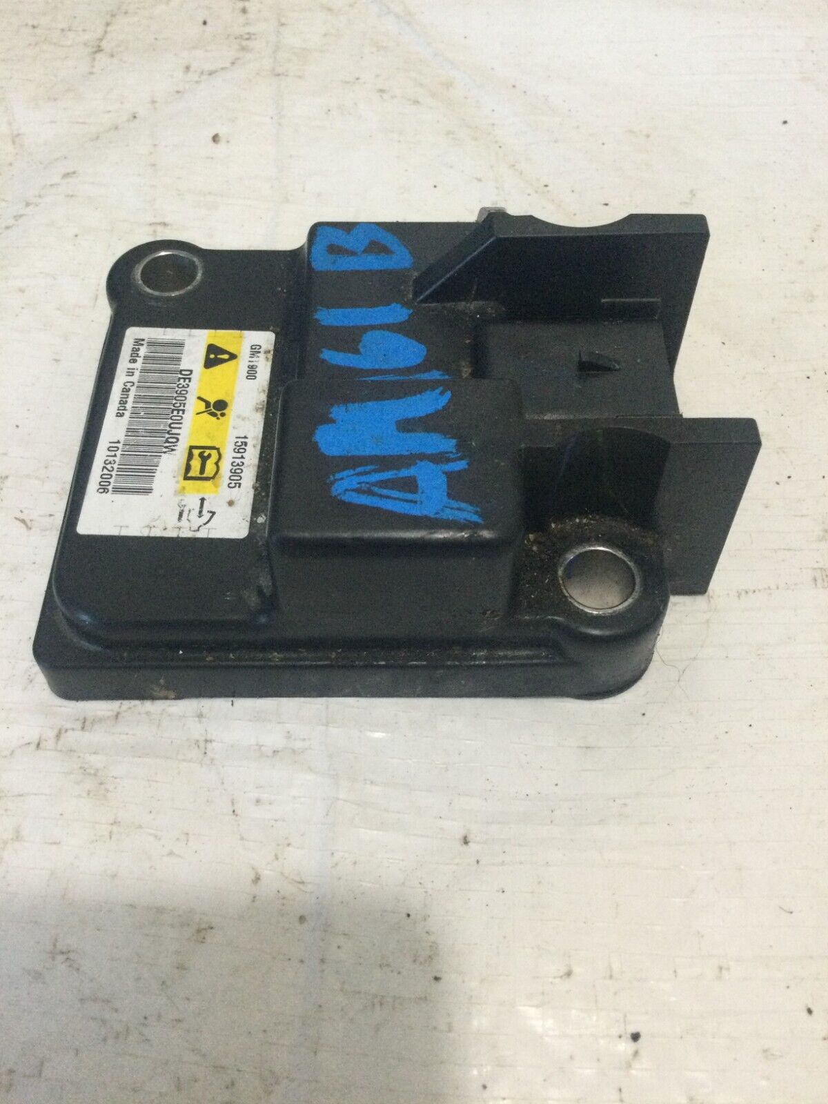 2007-2008 Cadillac Escalade ESV SRS Rollover Module Sensor 15913905 OEM