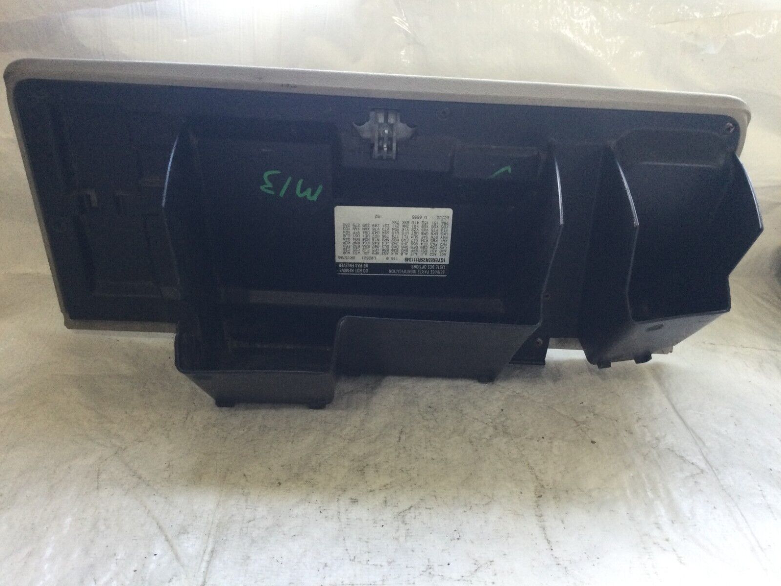 2003-2006 Cadillac Escalade Glove Box Assembly OEM