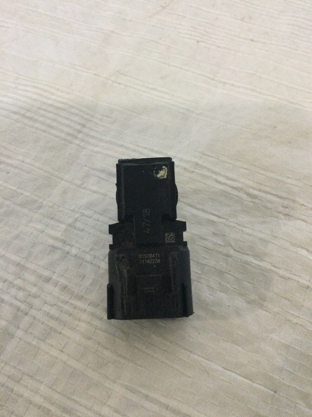 2018 Ford Taurus Power Brake Booster Vacuum Sensor  DE93-2C444-BA OEM
