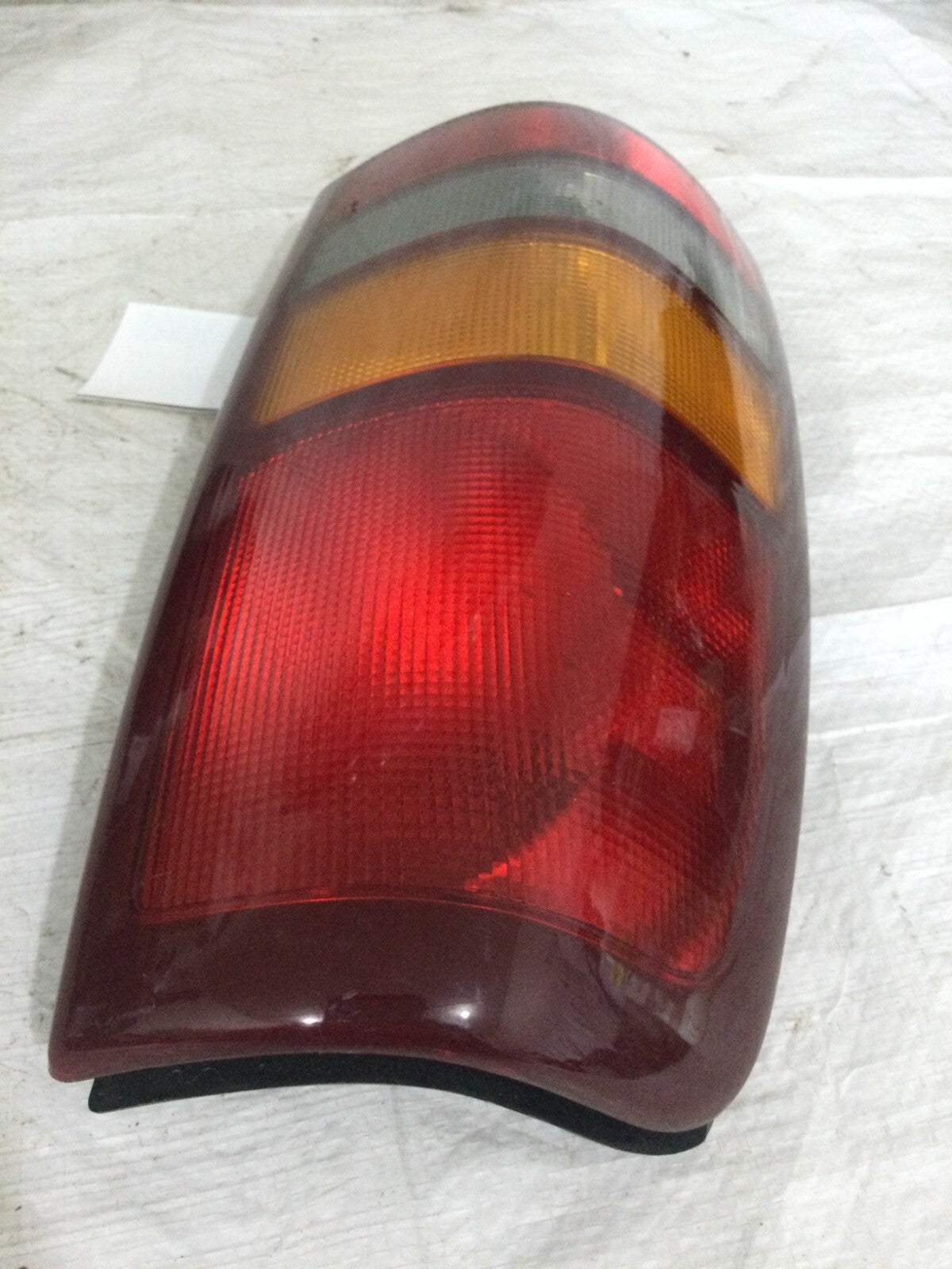 2000 Chevrolet Silverado 1500 Left Driver Side Tail Light Lamp OEM