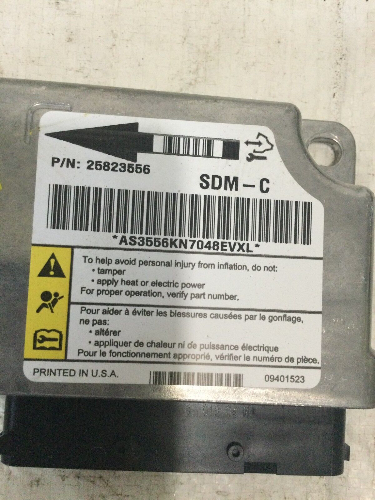 2007 Cadillac Escalade  SRS Module 25823556 OEM