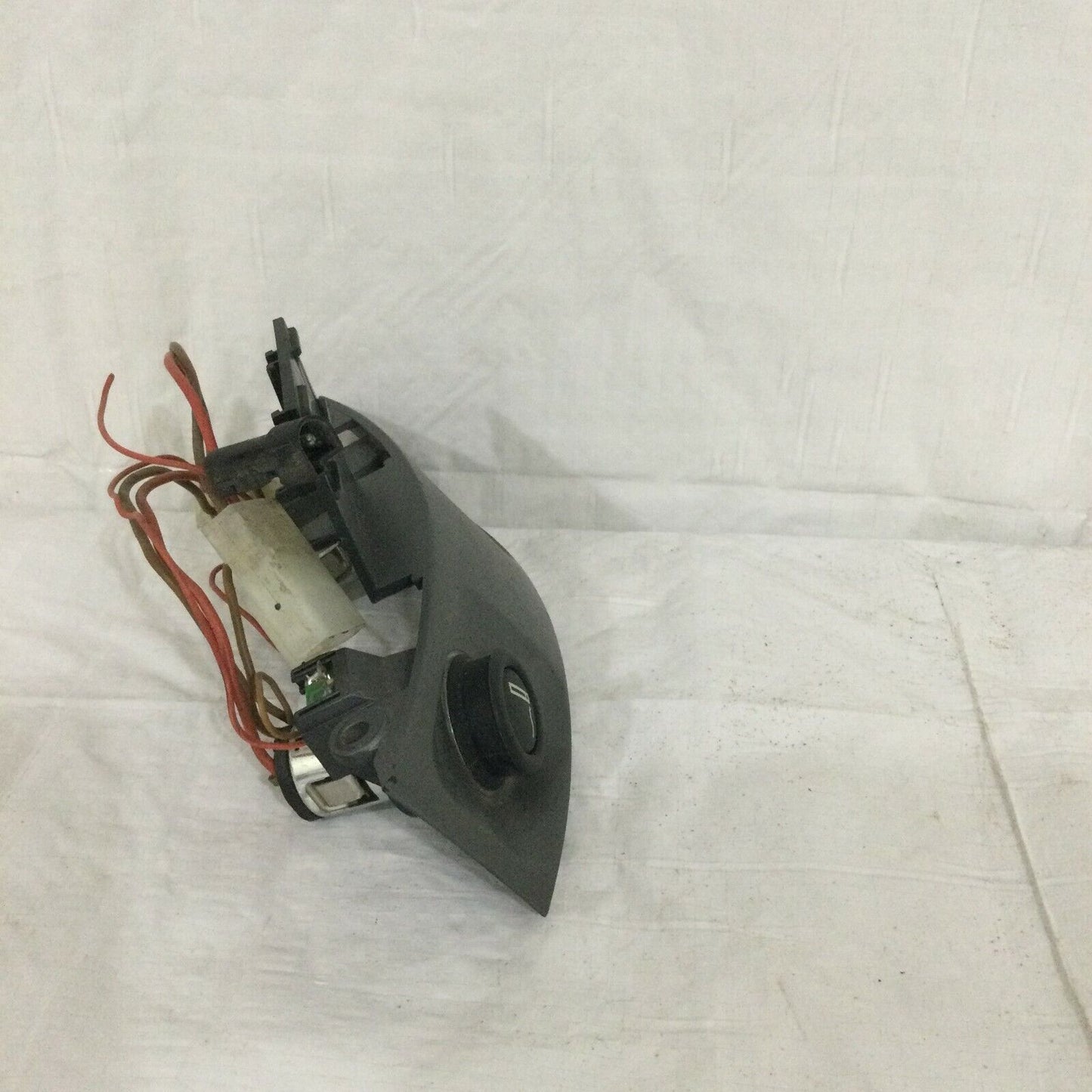2006-2008 BMW 750LI E66 Center Console Lighter Assembly OEM