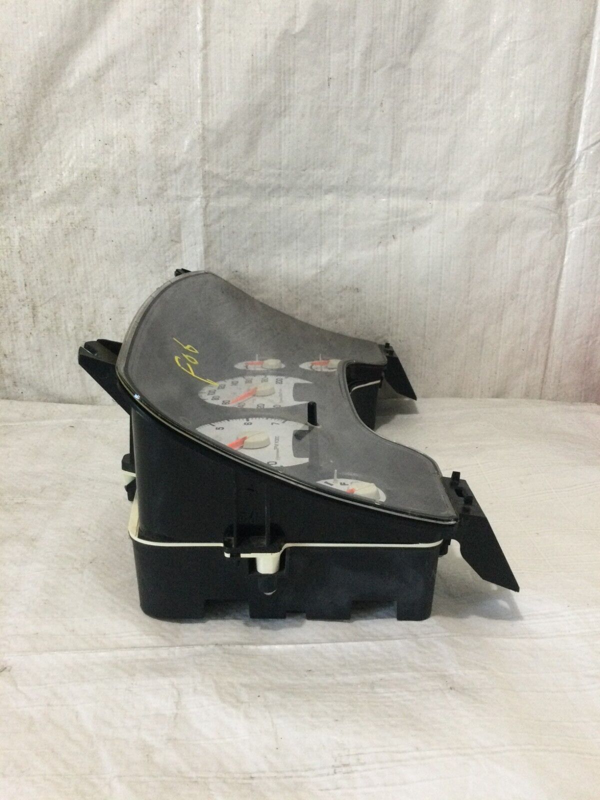2005 Dodge Ram 1500 Speedometer Instrument Cluster  56051102AG OEM