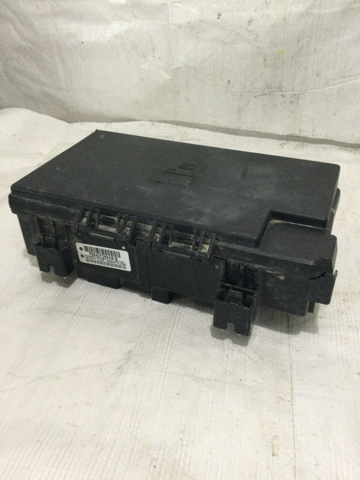 2021 RAM 2500  TIPM Integrated Power Fuse Box  68437288AB OEM