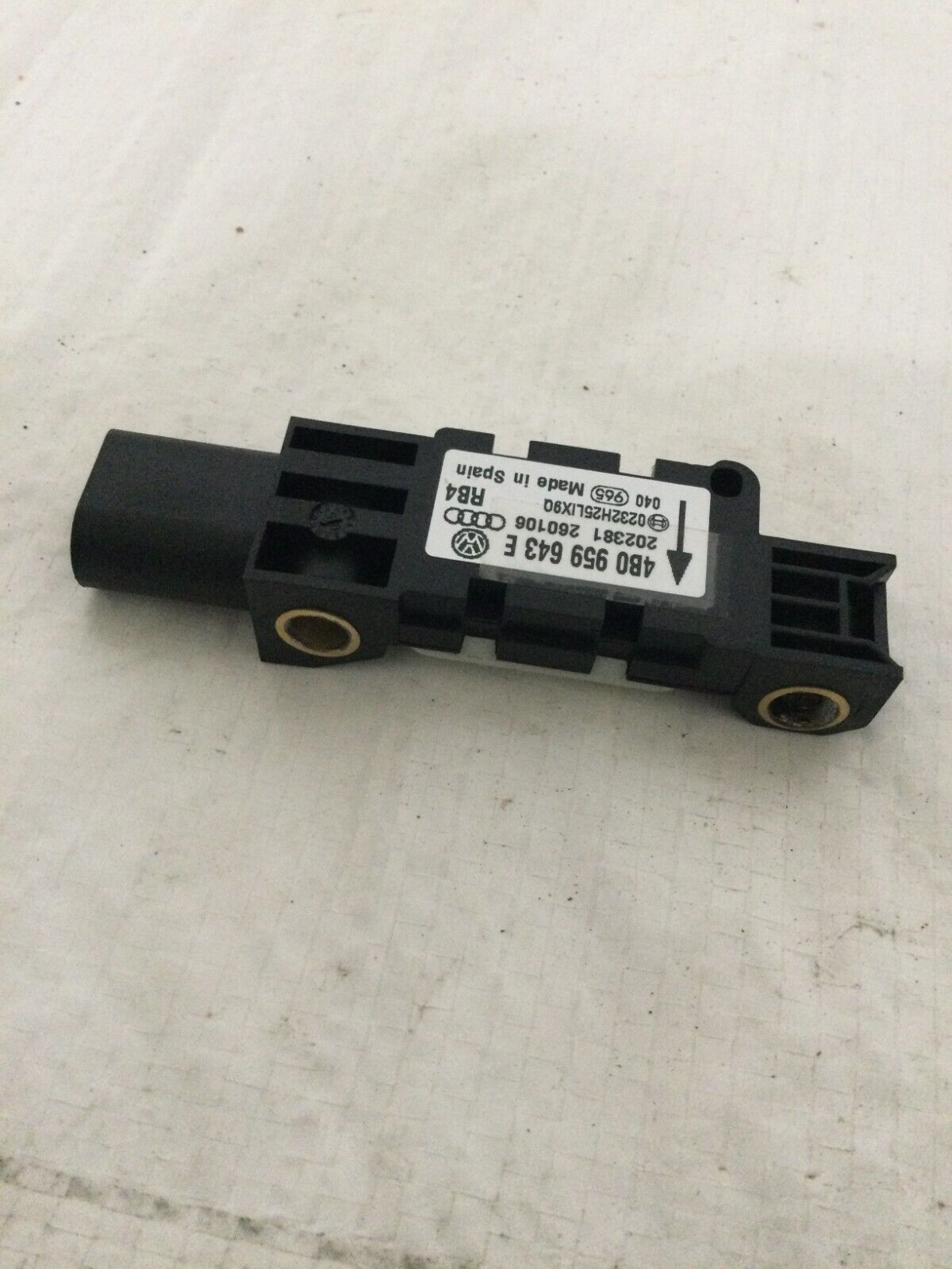 2007 Volkswagen  Touareg Crash Impact Sensor 4B0959643E OEM