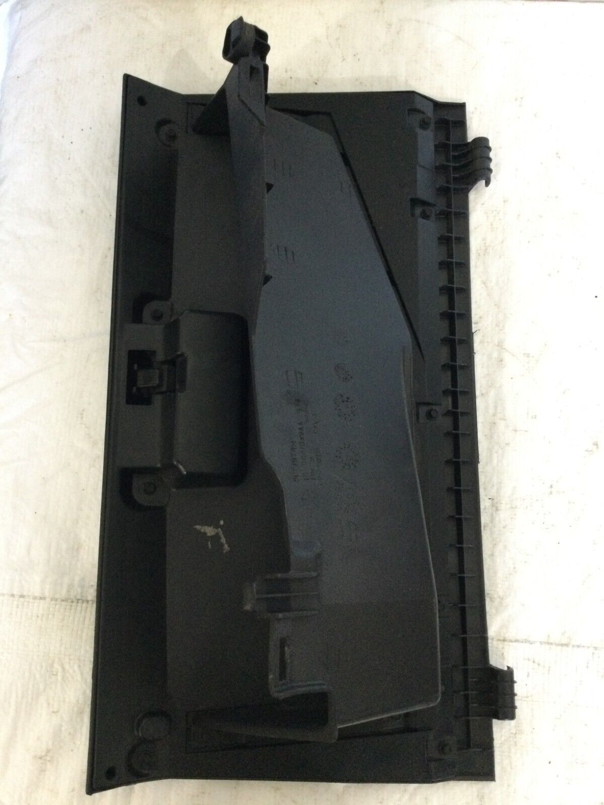 2002 2003 2004 2005 Dodge Ram 1500 Glove Box Assembly 5GT18TRM OEM