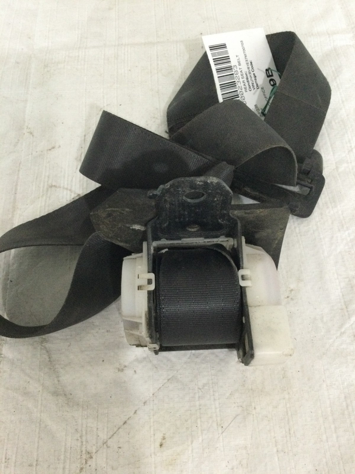 2007 Infiniti G35 Rear Left Driver Side Seat Belt OEM