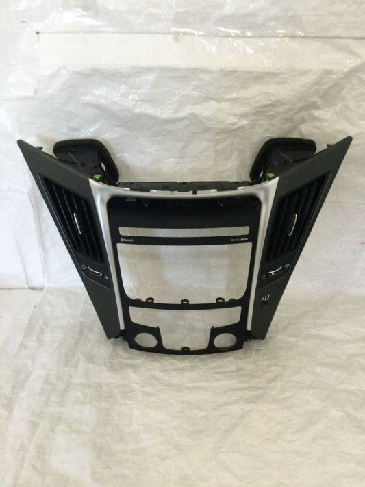 2011-2014 Hyundai Sonata Center Dash Radio Bezel W/ Air Vent OEM 94510-3Q600