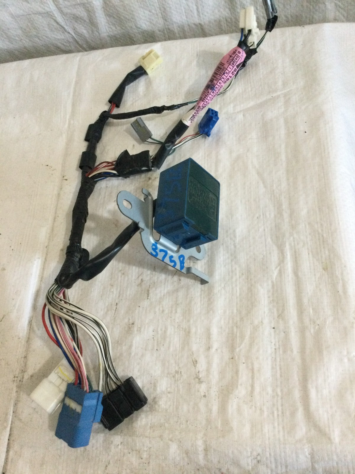 2004 Toyota Matrix Windshield Wiper Motor Relay OEM 85940-12130
