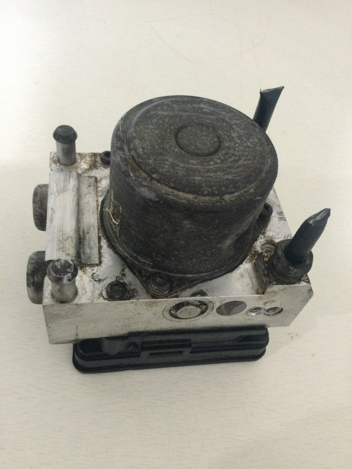 2023 GMC Sierra 2500 6.6L Anti-Lock Brake Part OEM 86507059
