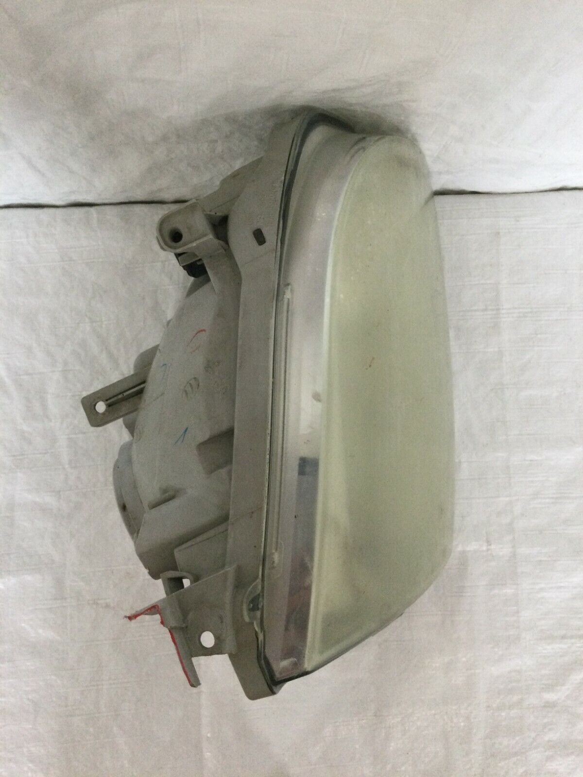 2004 Toyota Tundra 4DR Crew Cab Headlight Right Passenger Side OEM RH