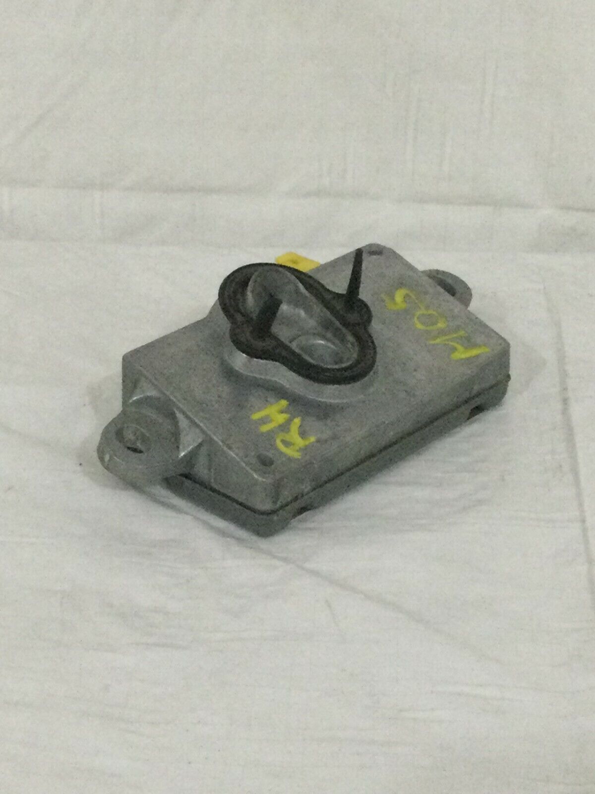 2006 BMW E65 750LI SRS Control Module OEM 6960228