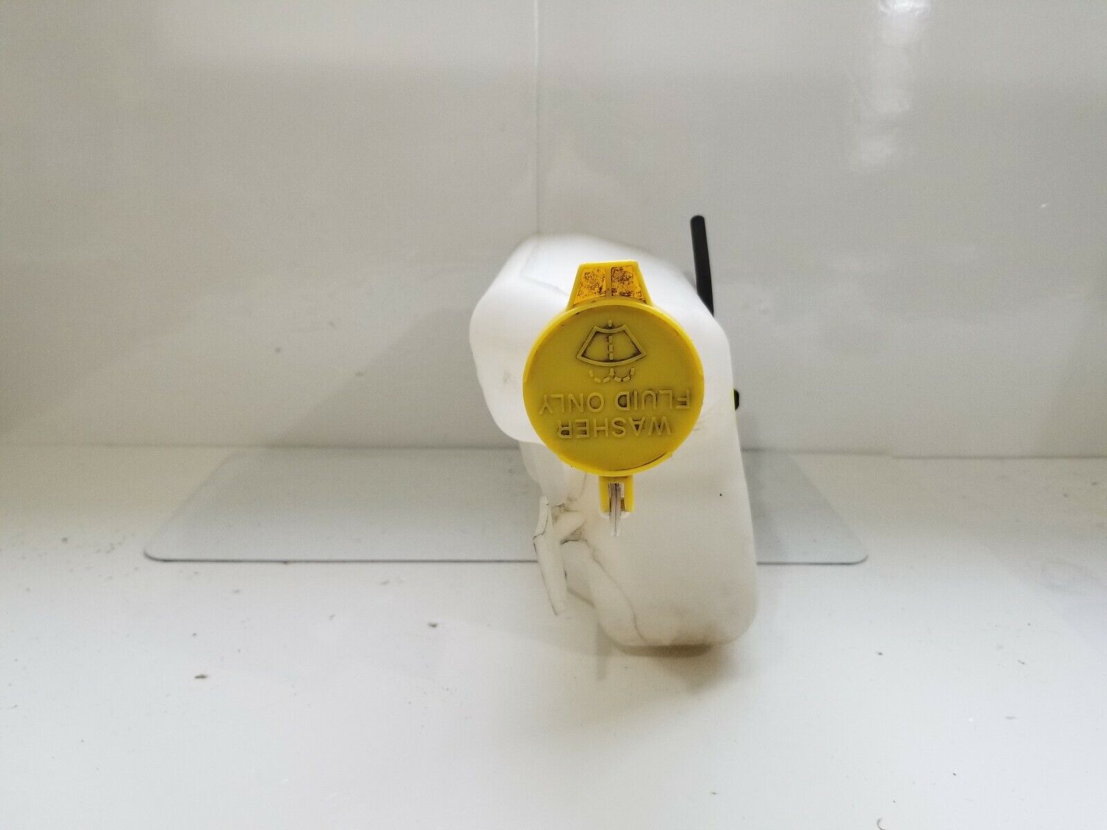 2004 Dodge Ram 1500 Windshield Washer Fluid Reservoir Tank 55077319AA OEM