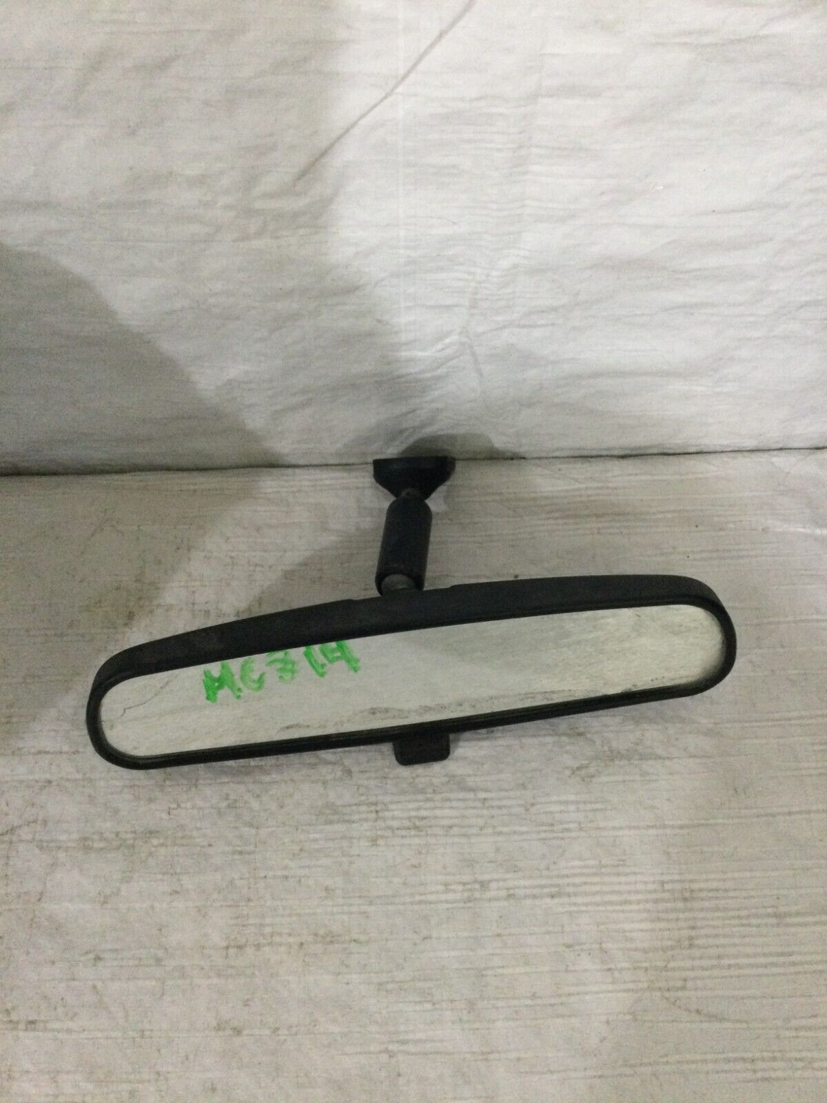 Donnelly E8 011681 With GM Dodge Chrysler Ford Toyota Mount rear view mirror