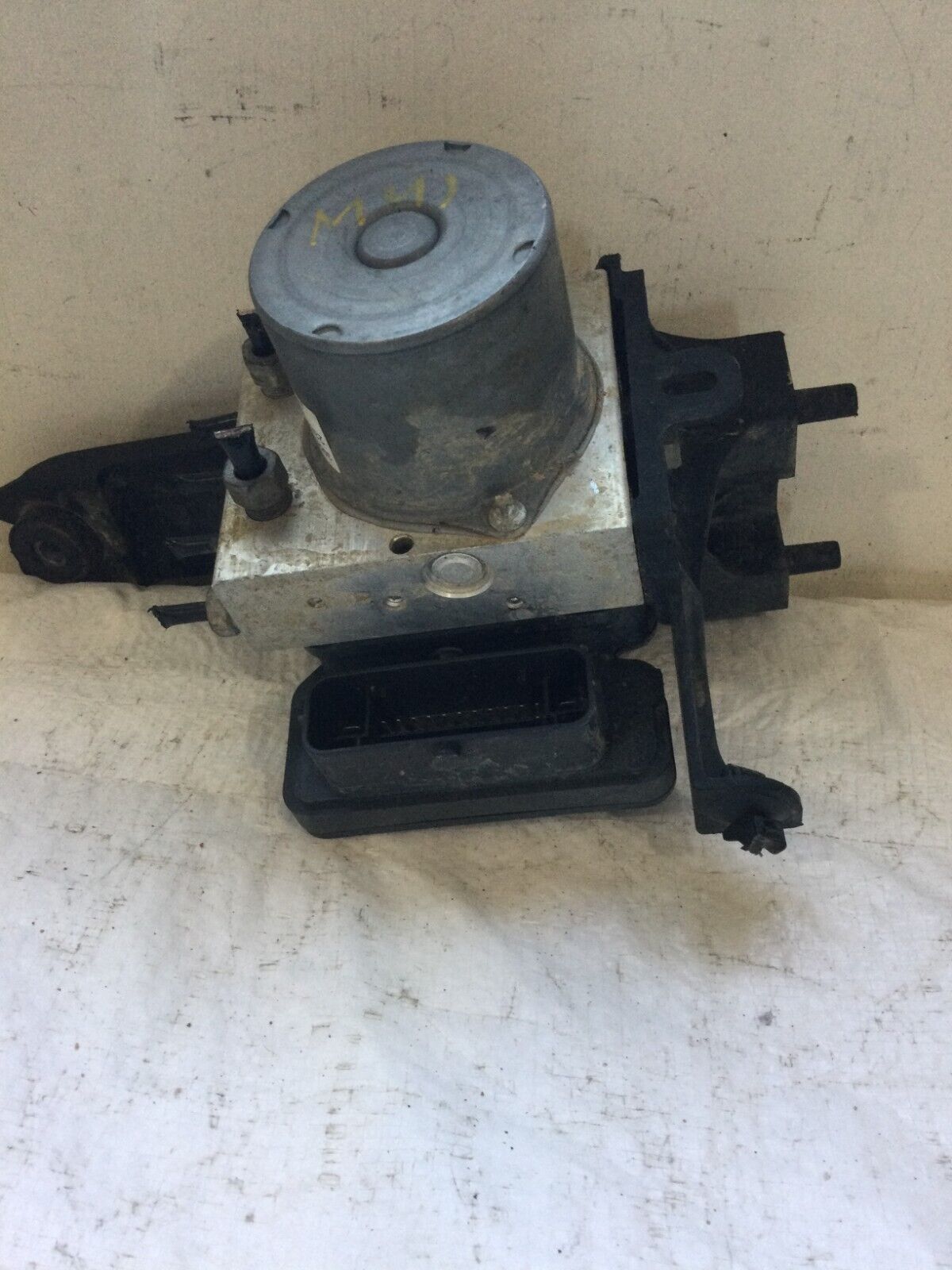 2016-2018 Chevrolet Cruze Abs Pump Control Module OEM