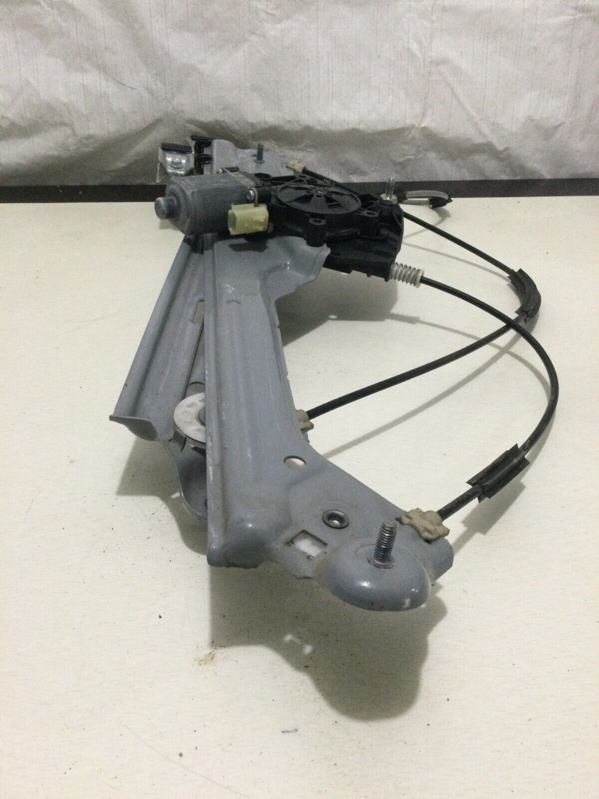 2018 Chevrolet Silverado 1500 Front Right Window Regulator Motor OEM