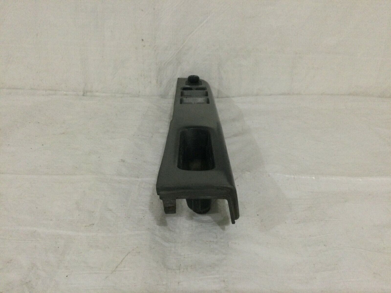 2000-2004 Nissan Xterra Front Left Driver Master Power Window Switch 80961-8Z500