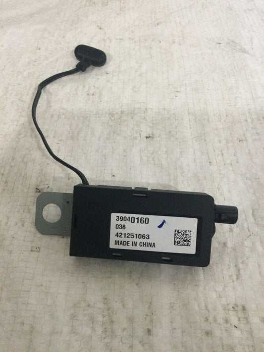 2016-2019 Chevrolet Cruze Radio Antenna Amp Amplifier OEM 39040160