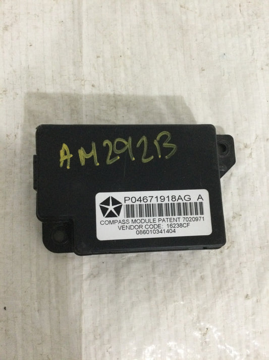 2010 Chrysler Town & Country Compass Control Module P04671918AG OEM