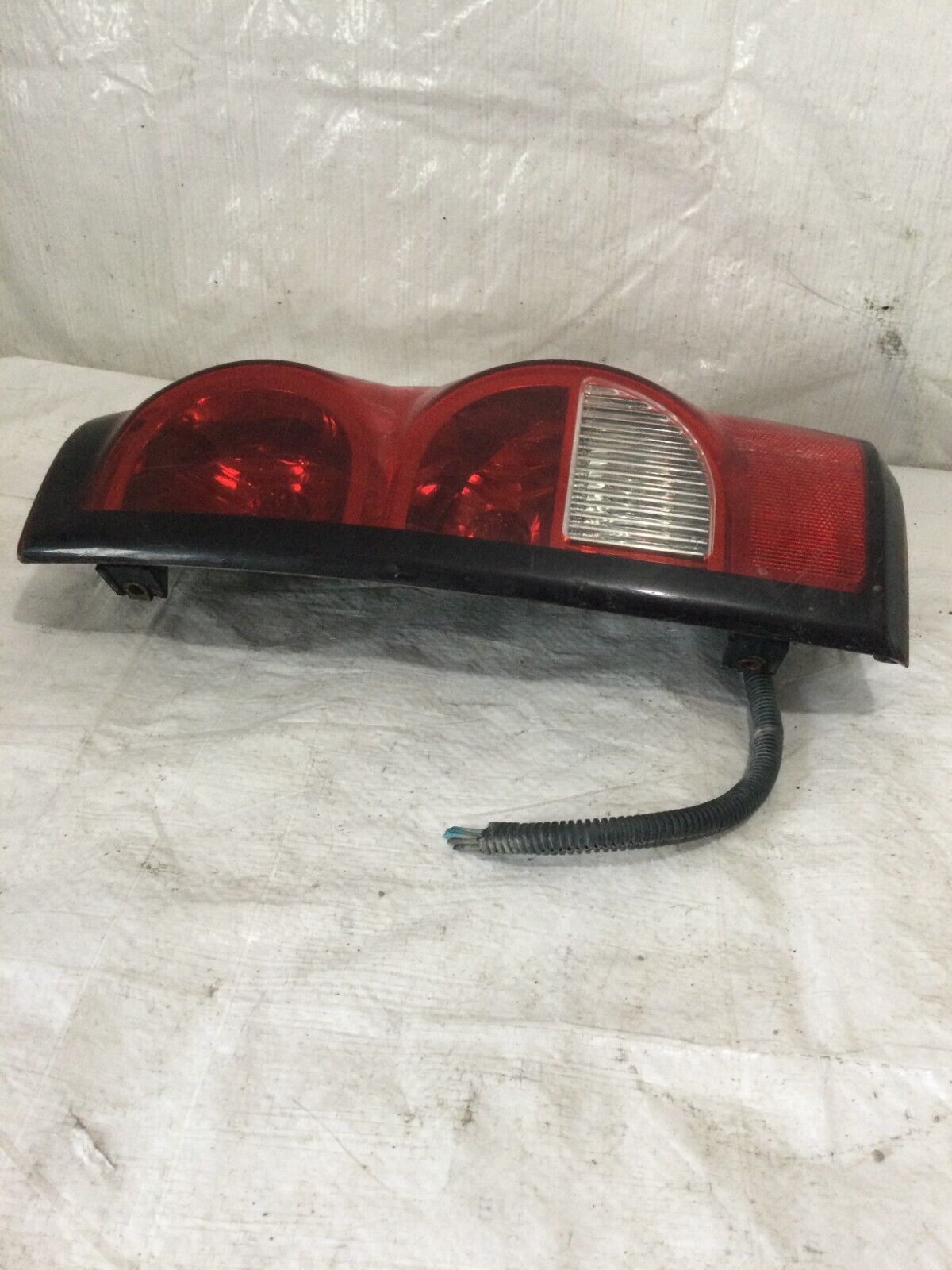 2007 Chevrolet Silverado 1500 Right Passenger Side Tail Light Taillight OEM
