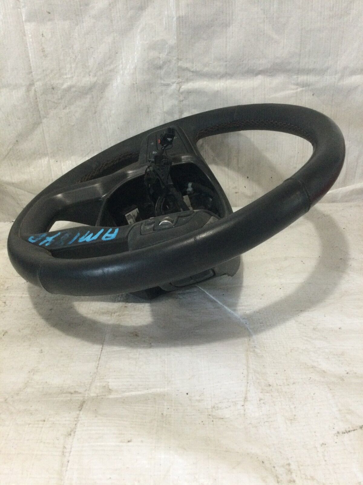 2019-2022 GMC Sierra 1500 Leather  Strng Wheel Heated Black W/ Stichthing OEM