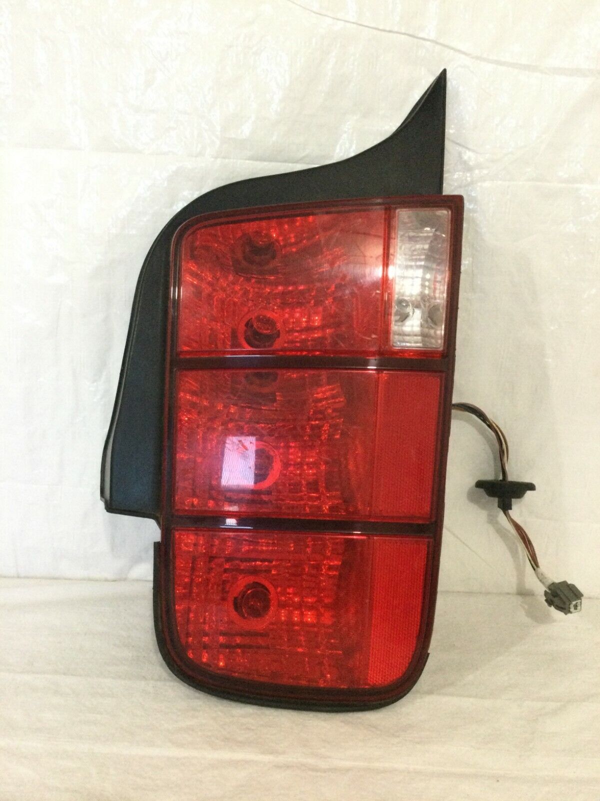 2005-2009 Ford Mustang Tail Light Lamp Left Driver Side OEM LH