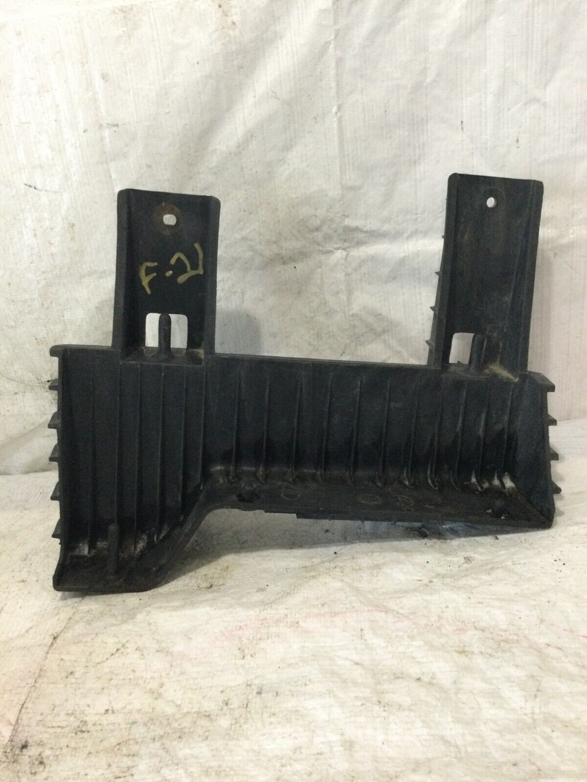 2007 Dodge Ram 3500  Air Cleaner Box Mounting Bracket OEM