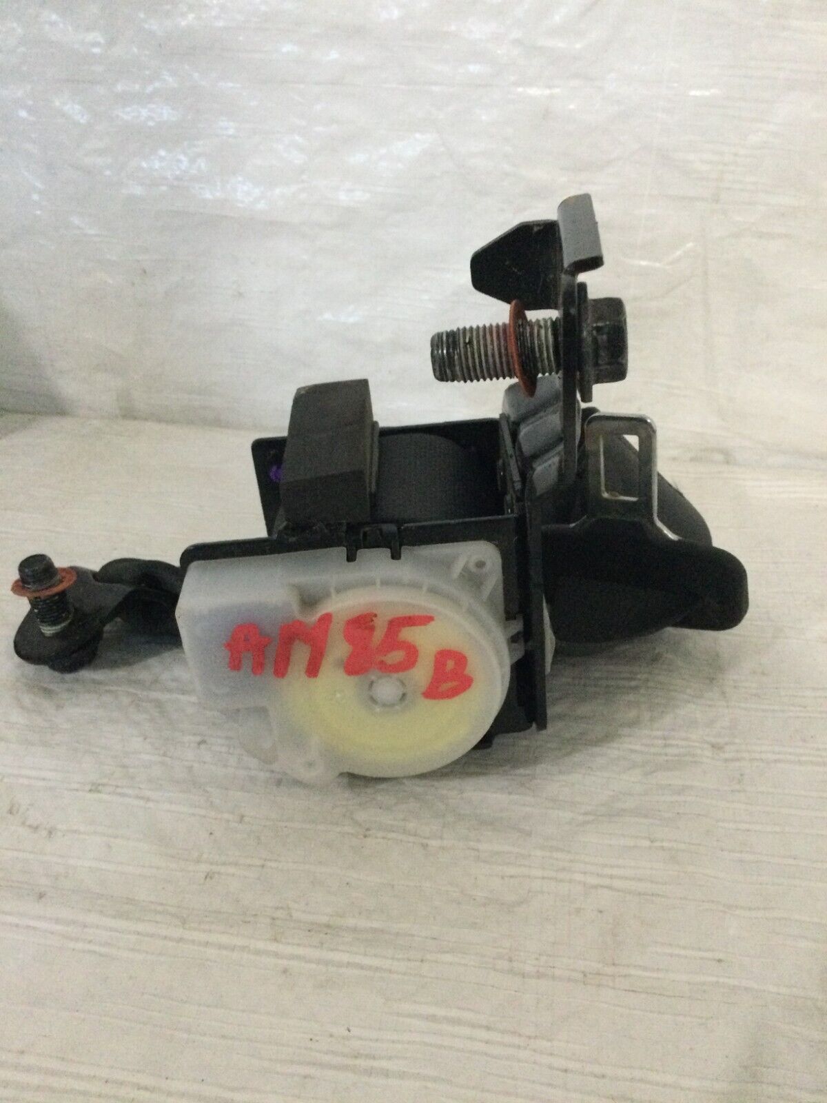 2017 2018 2019 Hyundai Elantra  Rear Left Driver Outer Seat Belt 89810-F2500 OEM