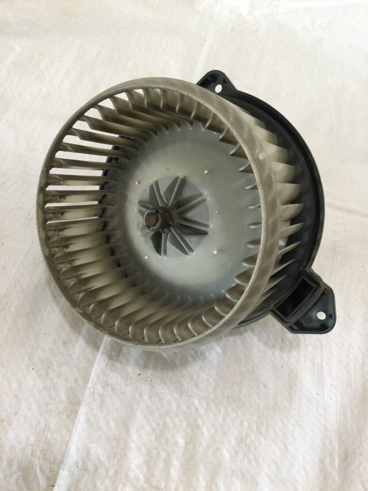 2004 Dodge Ram 1500 A/C Heater  Blower Motor AY166100-0392 OEM