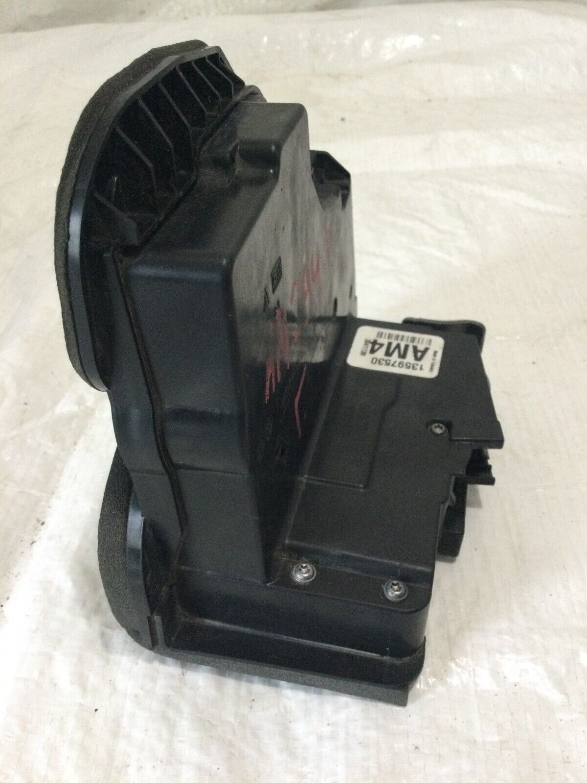 2019  Chevrolet Silverado 1500 Front  Left Side Door Lock Assembly  13597530 OEM