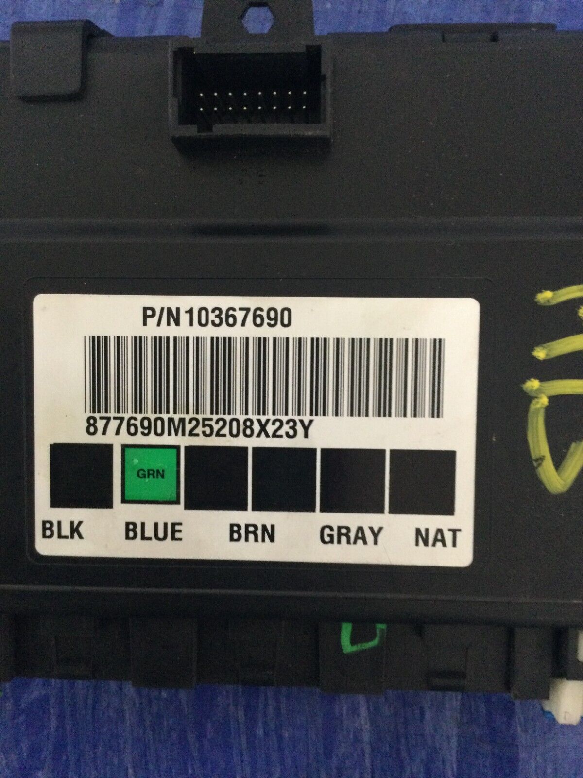 2006 Cadillac Escalade Body Control Module 10367690 OEM