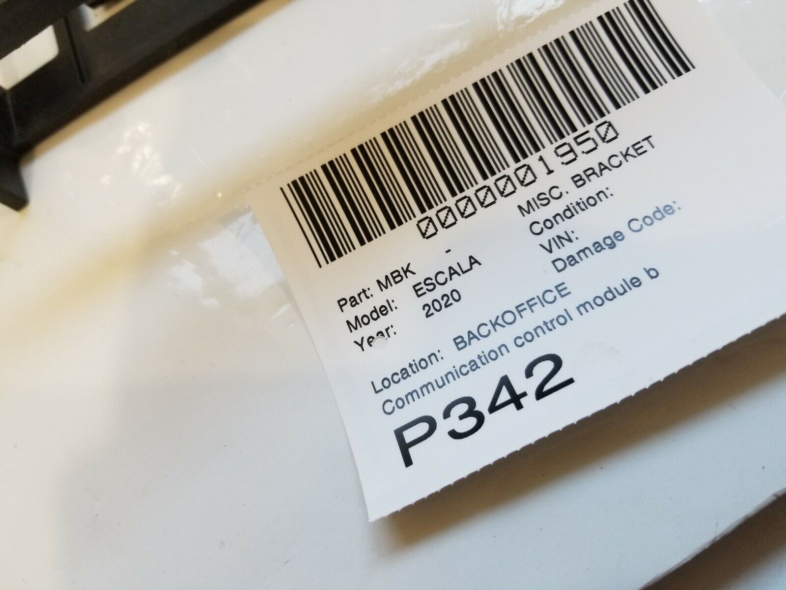 2020 Cadillac Escalade Communication Control Module Mount Bracket 25791895 OEM