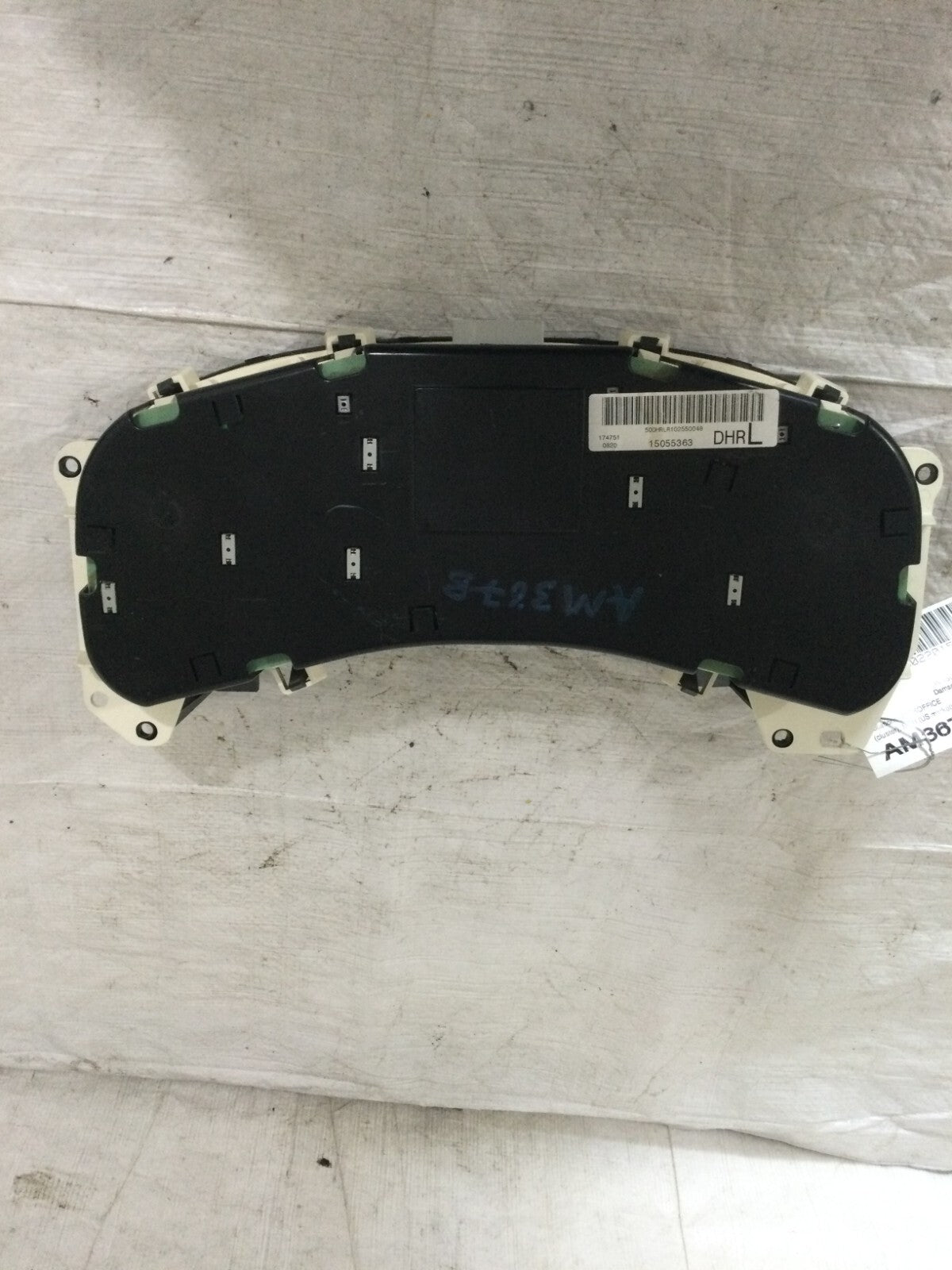 2001 Chevrolet Silverado 2500 Instrument Cluster Speedometer 15055363 OEM