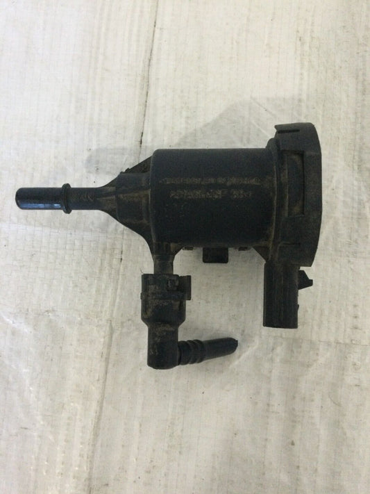 2007 Dodge Ram 1500 Vapour Canister Purge Valve Solenoid 4891739AA OEM