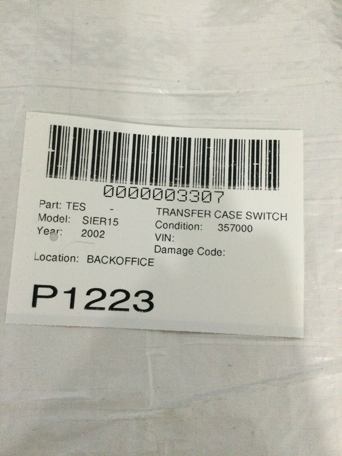 2002 GMC Sierra 1500 4X4 push button switch assembly GMC Sierra OEM 15709327