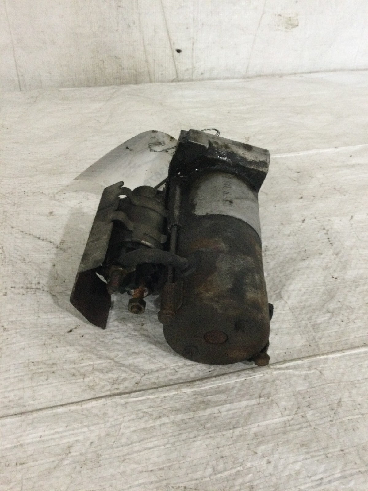 2001 Chevrolet Silverado 2500 Starter Motor OEM