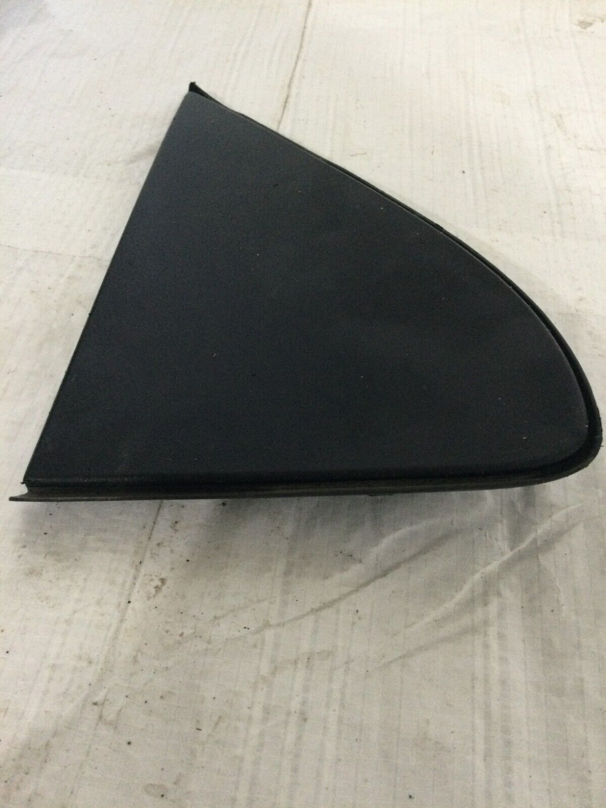 2019-2023 Chevrolet Silverado 1500 Black Door Right Corner Molding OEM