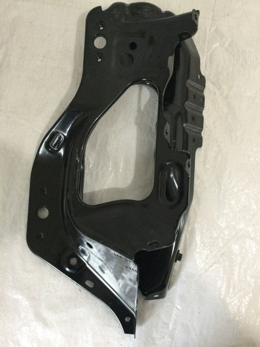 2020 Chevrolet Silverado 1500 Front Driver Left Side Bumper Fascia Bracket LH