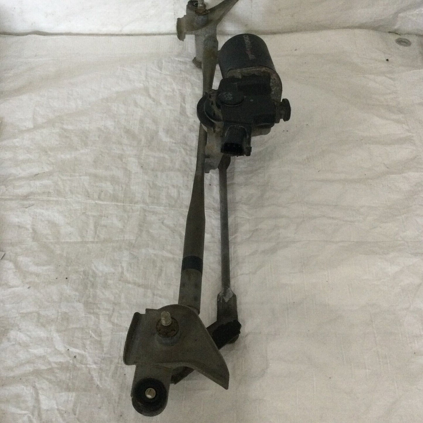 2003-2005 Mazda 6 Front Wiper Motor W/ Transmission Linkage OEM 159200-6700