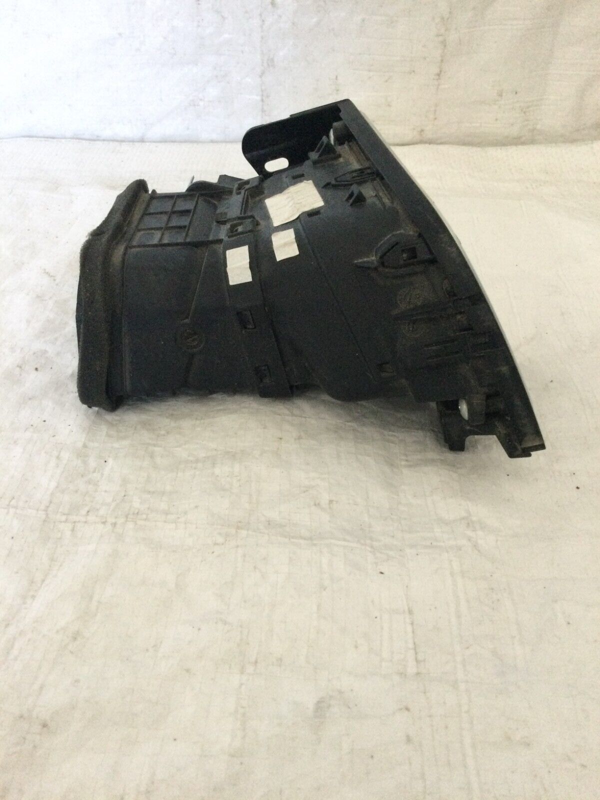 2017-2019 Hyundai Elantra Dash Right Passenger Side Air Vent 97483-F2000 OEM