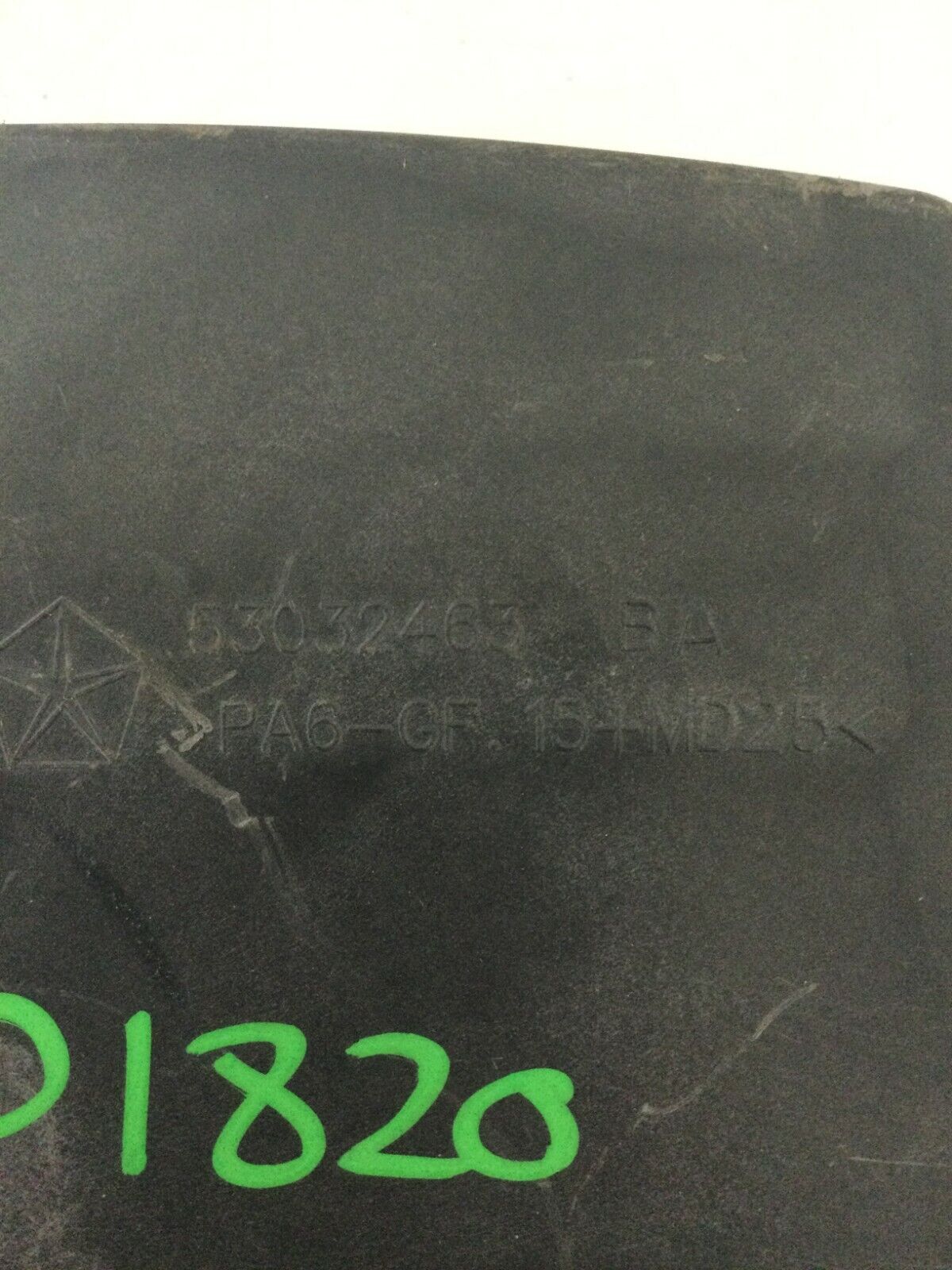 2003-2008 Dodge Durango 5.7L Hemi Air Intake Resonator Housing Box OEM 53032463