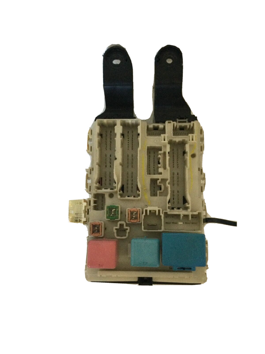 2009-2013 Toyota Corolla Fuse Box Junction OEM 8273002210 Module