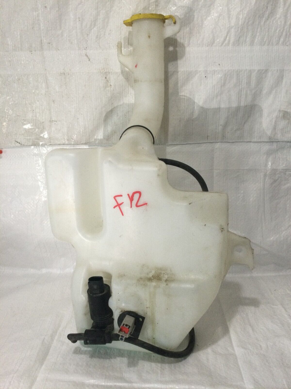 2020 Dodge Grand Caravan Windshield Washer Fluid Reservoir Tank 05113650AD OEM